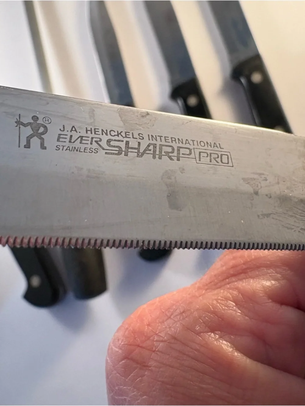 Lot 7 JA Henckels‎ Assorted Knives And Sharpener Eversharp / Fine Edge Pro Steak